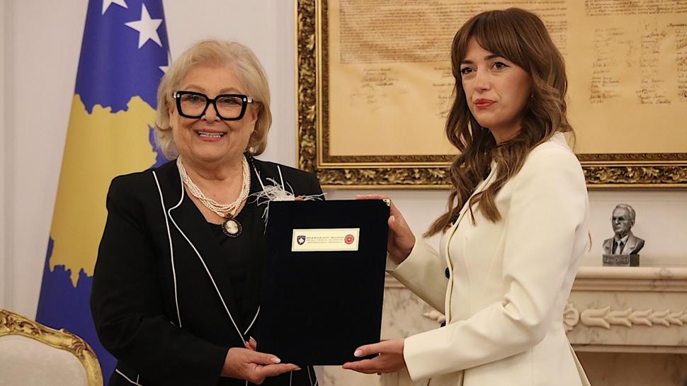 Yeni Cumhurbaşkanı Pula göreve başladı