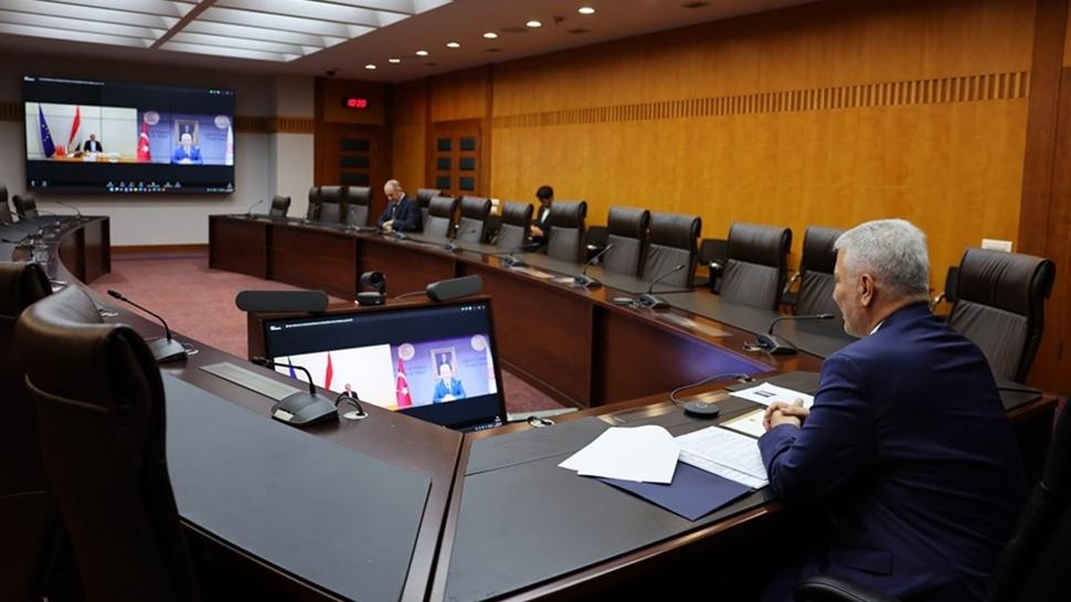 Bakan Bolat Macar mevkidaşına iletti: Türkiye üzerine düşeni yapmaya hazır