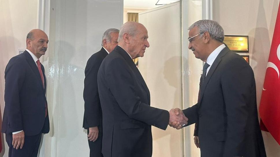 Bahçeli, DEM heyeti ile görüştü