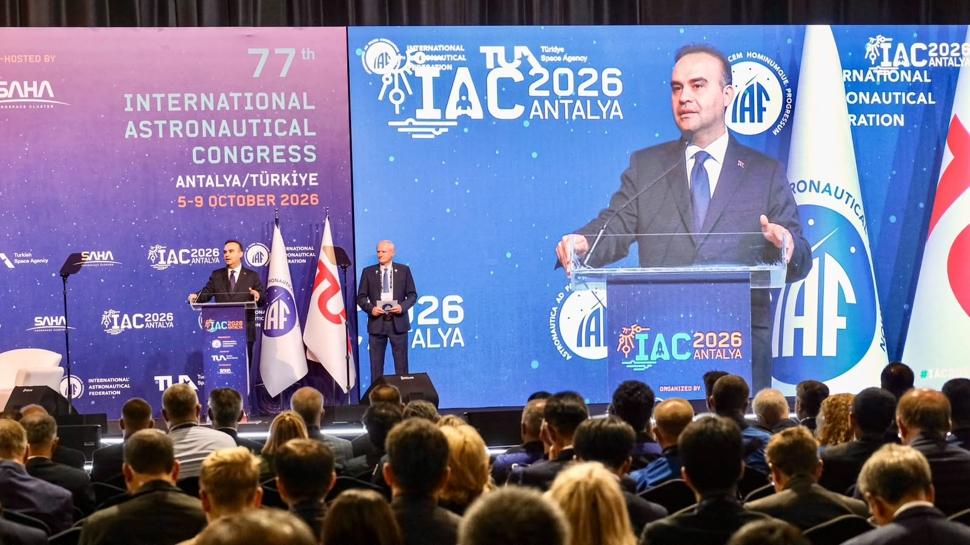 TÜBİTAK, dünyanın en prestijli uzay kongresinde