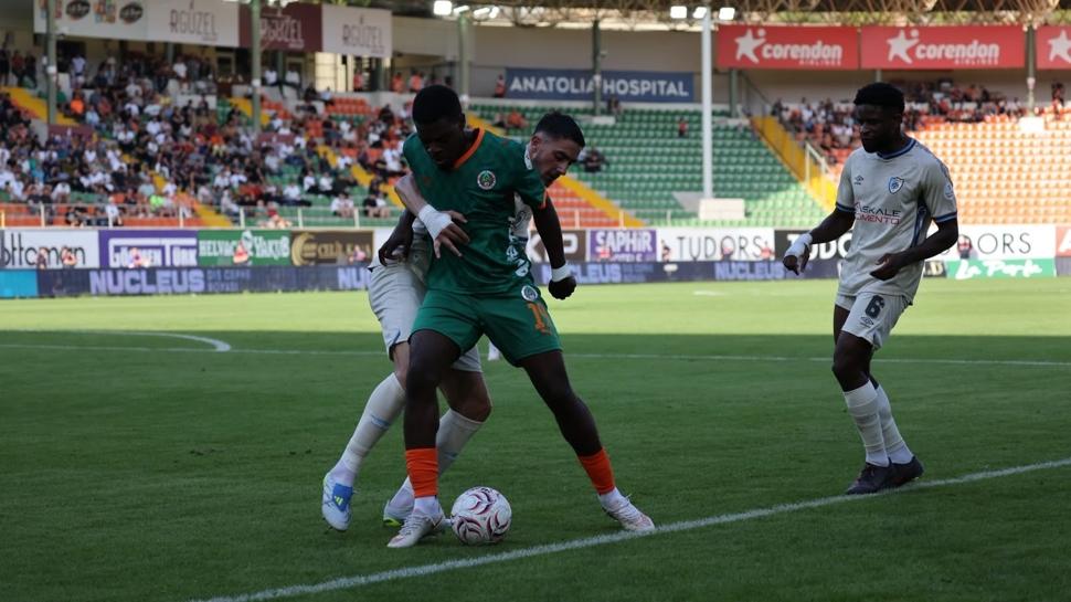 Alanya'da puanlar paylaşıldı