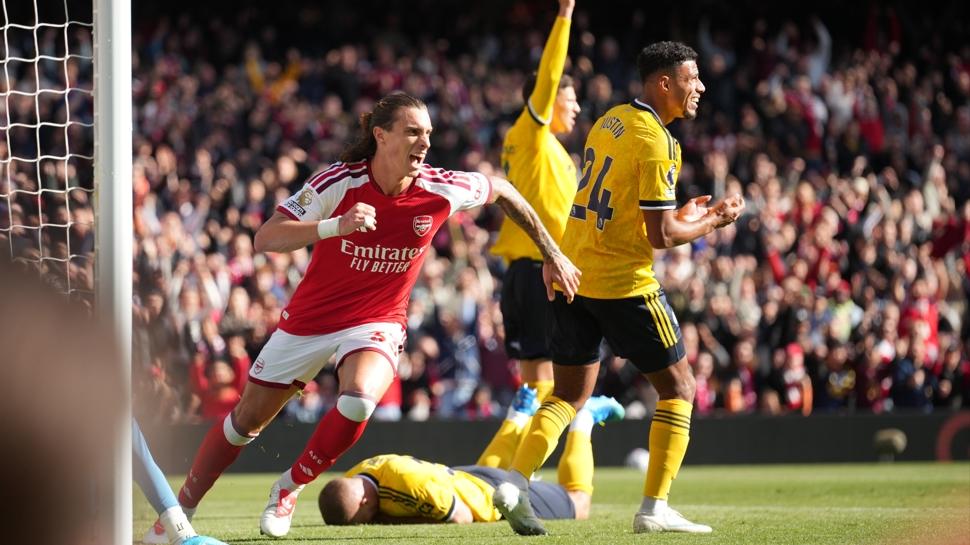 Arsenal geriden gelerek kazandı!