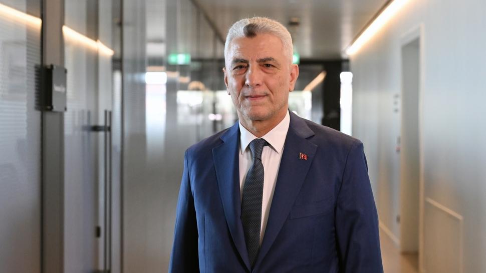 Bakan Bolat'tan fon iddialarına sert tepki: İftiraları kısa sürede yerle bir oldu