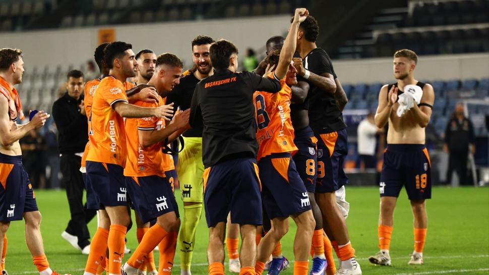 Başakşehir deplasmanda Konyaspor'a konuk olacak