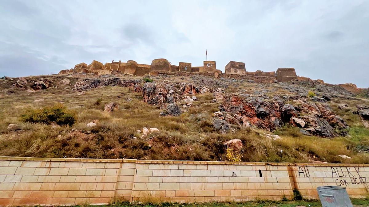 Anabassi İpek Yolu'ndan kuzeye açılan kapı: Anabasis