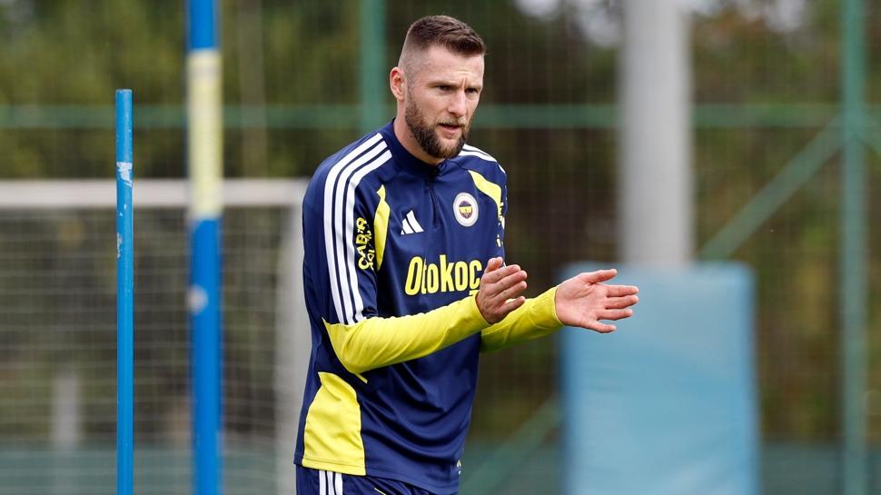 Fenerbahçe'de Galatasaray derbisi hazırlıkları sürüyor