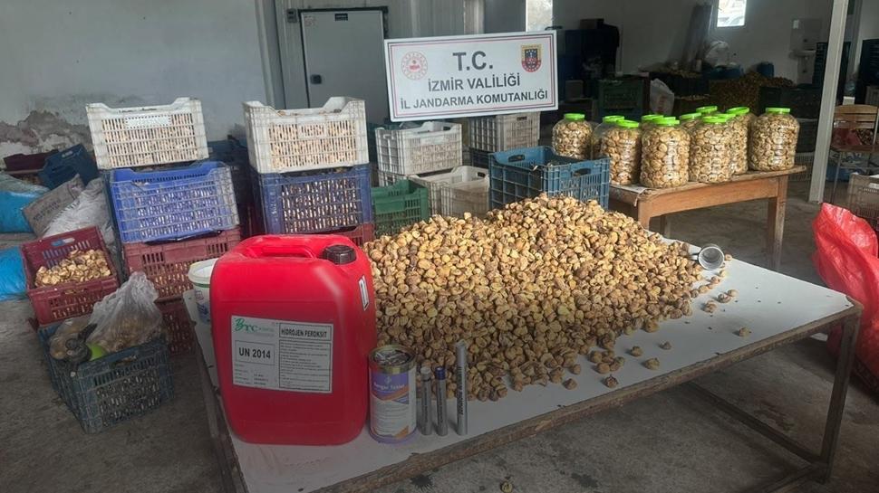 İzmir'de gıda sahtekarlığı! 3 ton zehirli inciri piyasaya sürecekken yakalandılar