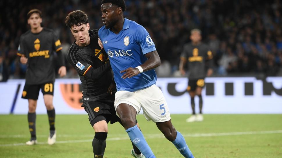 6 gollü dev düello! Napoli ile Roma puanları paylaştı