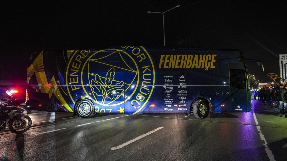 Fenerbahçe, kritik derbi öncesi RAMS Park'a geldi