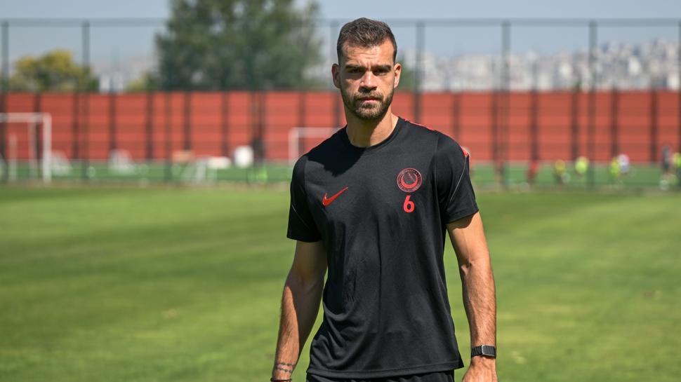 Gençlerbirliği, sezonu kapatan Goutas için geçmiş olsun mesajı yayımladı