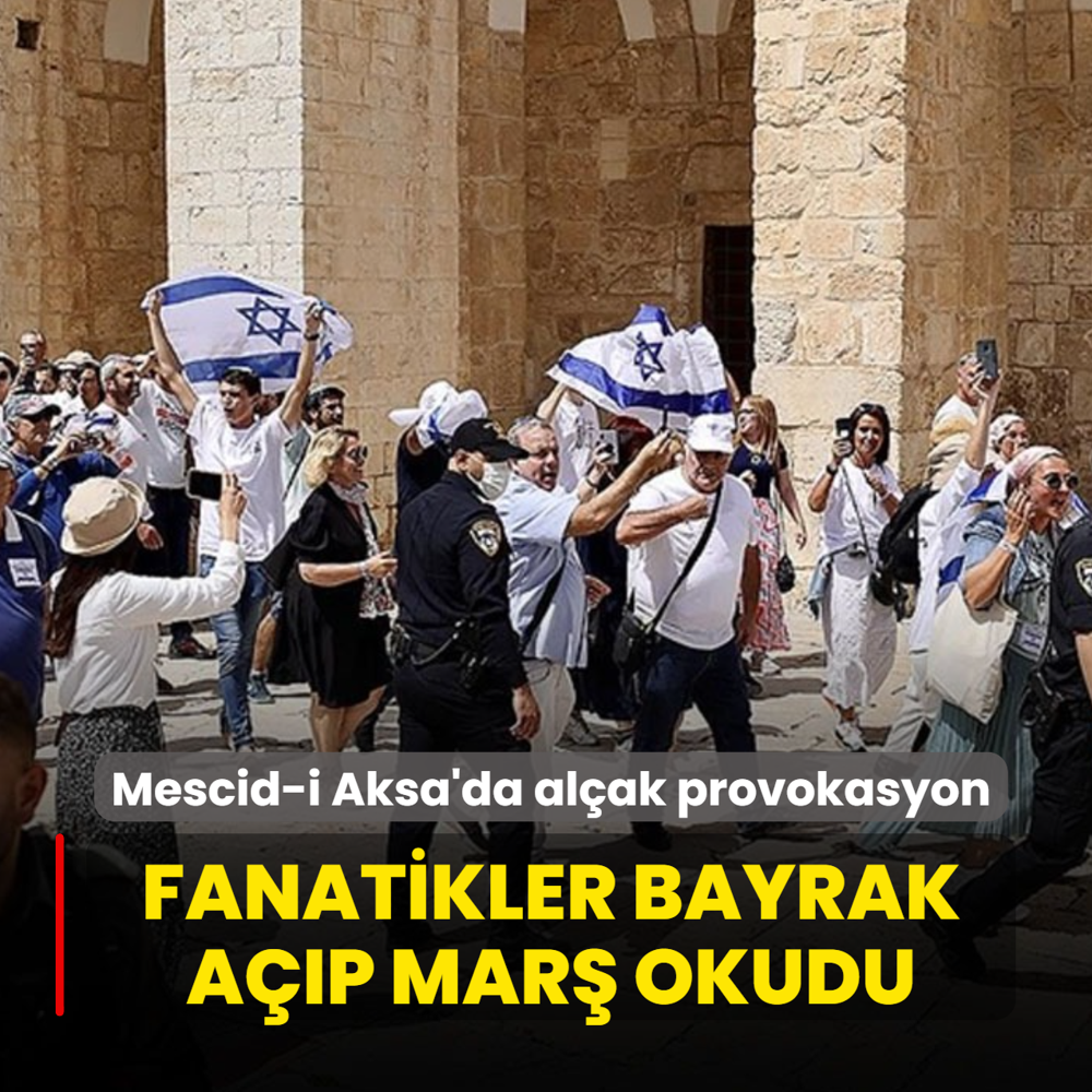 Mescid-i Aksa'da al�ak provokasyon: Aranan az�l� fanatik Kubbet�'s Sahra'da bayrak a�t�