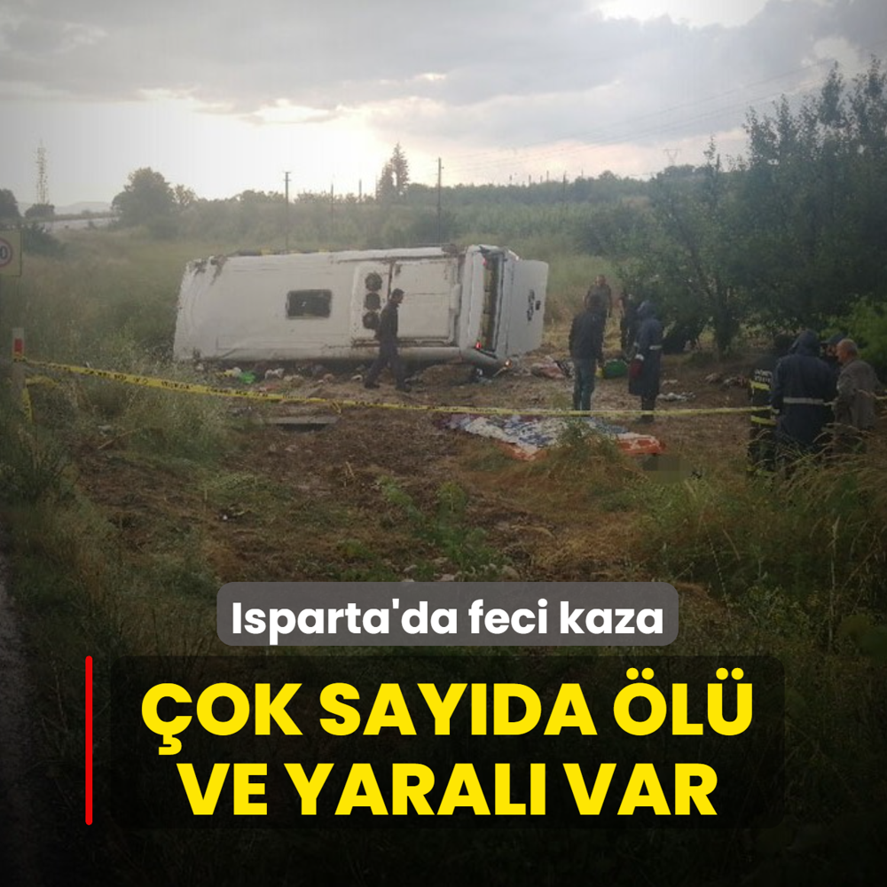 Isparta'da feci kaza: Minib�s �arampole yuvarland�, 4 ki�i hayat�n� kaybetti
