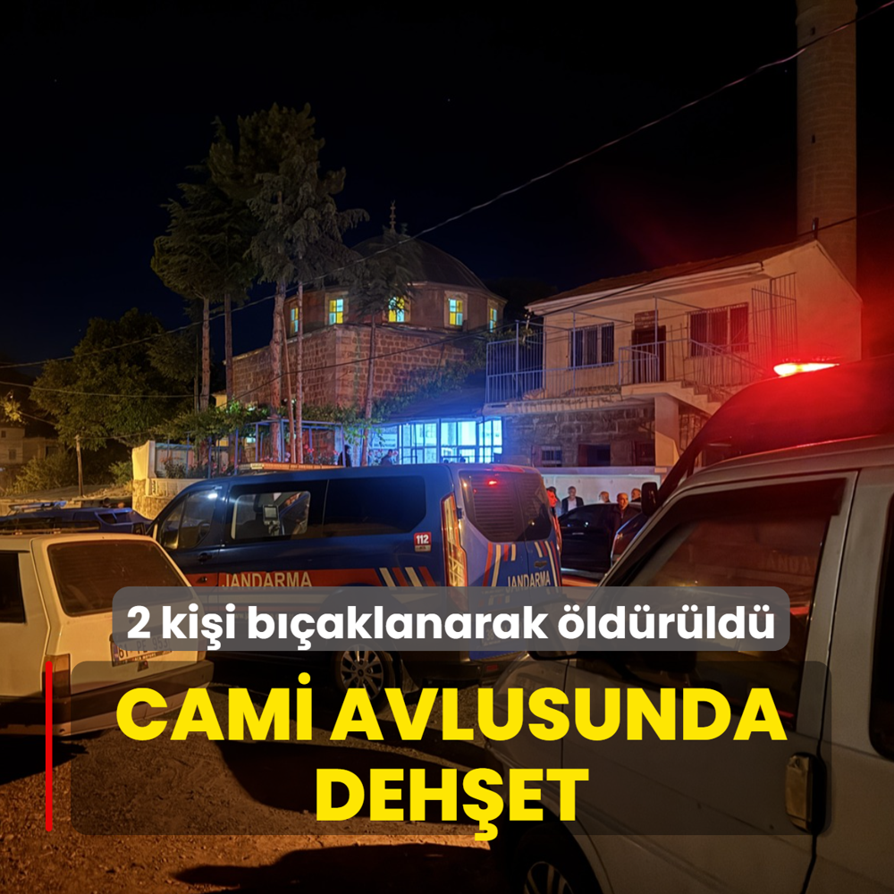 Cami avlusunda deh�et! 2 ki�i b��aklanarak �ld�r�ld�