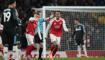 Lider Arsenal formda Aston Villa'y� da��tt�!