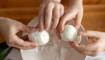 Yumurta kabu�u en kolay b�yle soyuluyor! Tek p�f noktas� limon