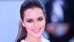 Y�llar sonra ekrana d�necek: Bak�n Fahriye Evcen oyunculu�a kimin sayesinde ba�lam��!
