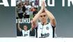 �mza t�reni d�zenlendi! Be�ikta� taraftar� Leandro Trossard'a kavu�tu