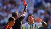 Finalde k�rm�z� kart! Arjantin'in y�ld�z� at�ld�