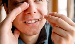 Kürdan diş ve diş etleri için zararlı mı?