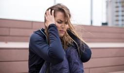 Beyin neden huzursuz olur? Tek bir davranış her şeyi bozuyor!