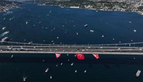 15 Temmuz ehitleri iin stanbul Boaznda 253 tekne korteji gerekletirildi