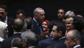 Bakan Erdoan 'En Uzun Gece' destannn ilk temsiline katld