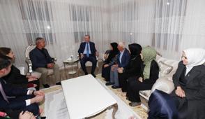 Bakan Erdoan'dan Adyaman'daki ky evlerine ziyaret