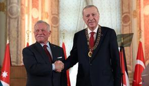 Ba�kan Erdo�an'a 'H�seyin bin Ali' devlet ni�an�