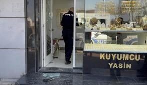 Soydu�u kuyumcudan kap�y� k�rarak ka�m��t�: 1 ��pheli yakaland�