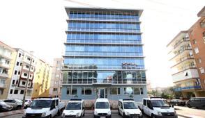 �Sadaka de�il hakk�m�z� istiyoruz� isyan�! CHP'li belediye �al��an� borca mahkum etti