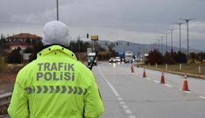 Ba�kentte pazar ak�am� i�in uyar�! Baz� yollar trafi�e kapat�lacak