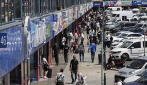 Ek seferler i�in turizm ara�lar�na onay! Otob�s firmalar�na bayram d�zenlemesi