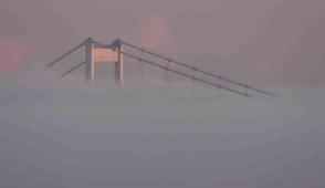 �stanbul Bo�az� sise g�m�ld�! K�pr� tamamen g�r�nmez oldu