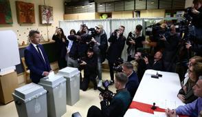 Macaristan genel se�imlerinde s�rpriz sonu�! Ba�bakan Orban se�imi kaybetti�ini kabul etti