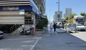 Esenyurt'ta banka �ubesine silahl� sald�r�