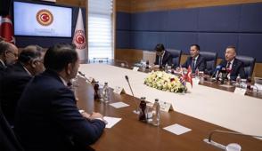 T�rkiye ve �ngiltere aras�nda �Serbest Ticaret� trafi�i: 15-23 Haziran'da Ankara'da kritik zirve