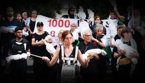 Paris'te halk Gazze i�in soka�a d�k�ld�
