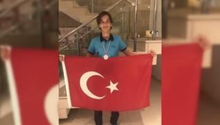 TDV Bornova Koleji öğrencisi uluslararası matematik yarışmasında 1. olarak gurulandırdı