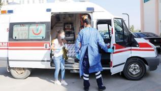 Kovid-19 hastalarına özel hizmet! Ambulanslarla sınava taşındılar
