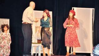 Şehir Tiyatroları'nda Kürtçe oyun