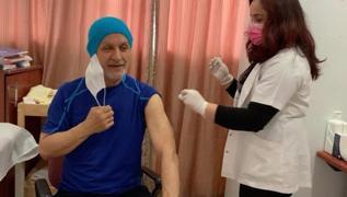Yasak Elma'nın Halit'i Talat Bulut koronavirüs aşısı oldu