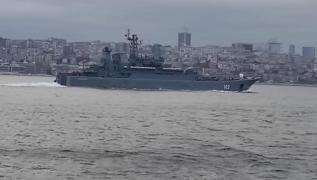Rus savaş gemileri boğazı geçti... Karadeniz'e açıldılar