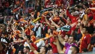 Galatasaray taraftarnn tepkisi destee dnt