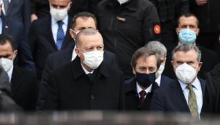 Başkan Erdoğan, cuma namazını Dolmabahçe Bezm-i Alem Valide Sultan Camisi'nde kıldı