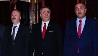 Galatasaray'da Mustafa Cengiz dnemi yneticilerine ok: Seime giremiyorlar