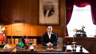 lk kadn belediye bakan Leyla Atakan'n hayatn anlatan 'Leyla Hanm' filminden afi ve fragman geldi