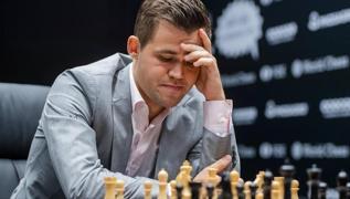 u ana kadarki en artc hamlesini yapt! Efsanevi satran ampiyonu Magnus Carlsen ileden kt