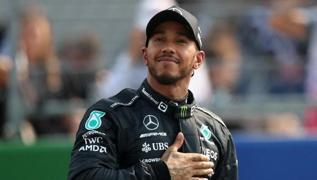 Lewis Hamilton Mercedes'ten ayrlyor mu?