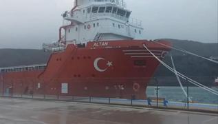 Karadeniz'de iddetli frtna: Petrol aramas yapan iki gemi Amasra Liman'na snd