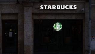 Starbucks 'boykot' duvarna arpt...  galci srail'e destein bedeli 12 milyar dolar